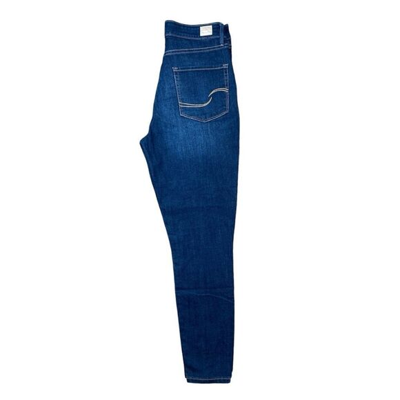 Signature by Levi Strauss & Co. Women Dark Wash High Rise Skinny Ankle Crop Jean - Picture 7 of 9